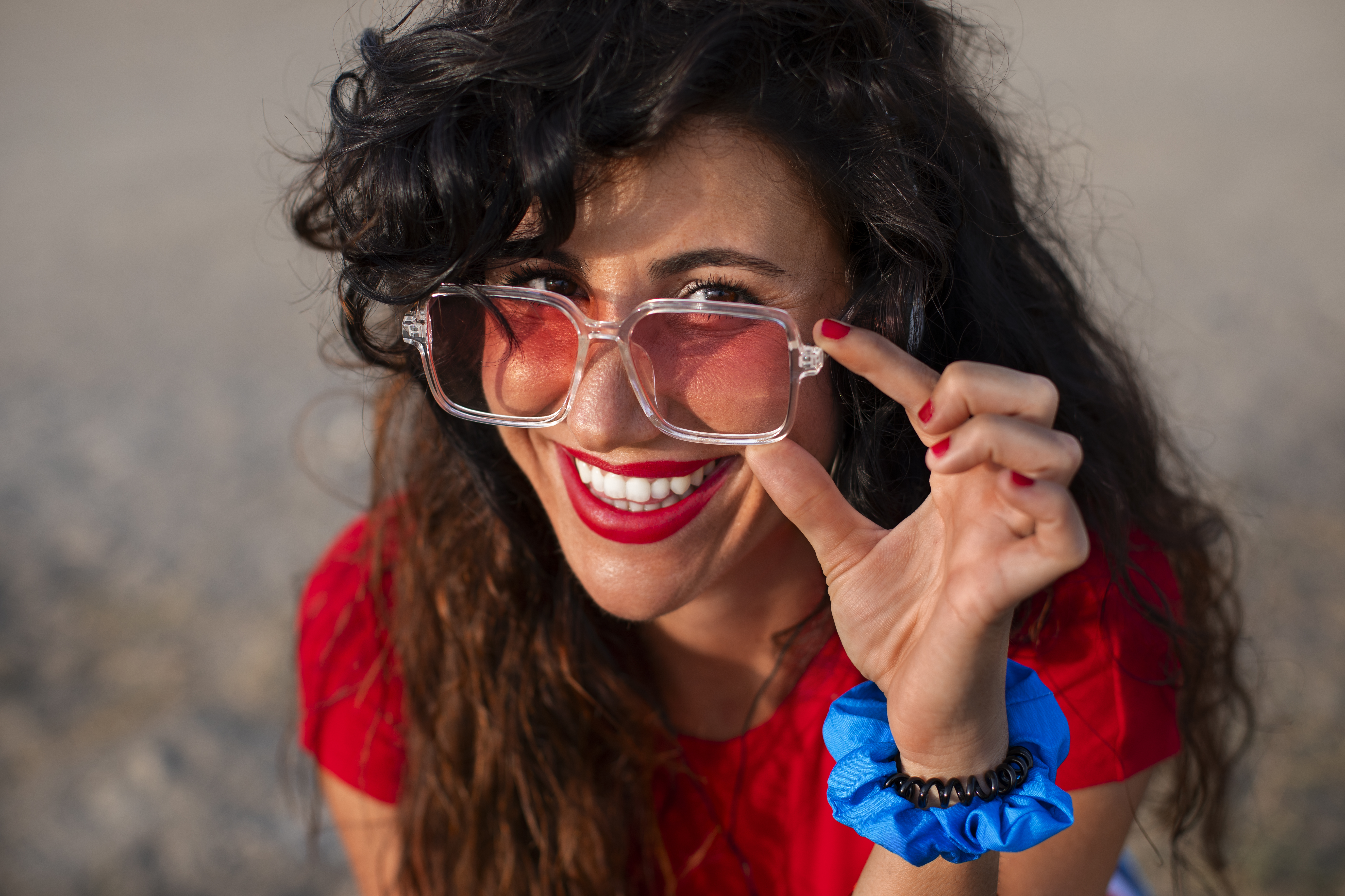 Which Sunglasses Trends Are Popular in Pakistan This Year?