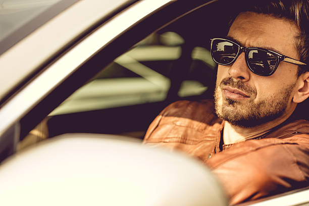 The Benefits of Wearing Sunglasses for Men in the summer