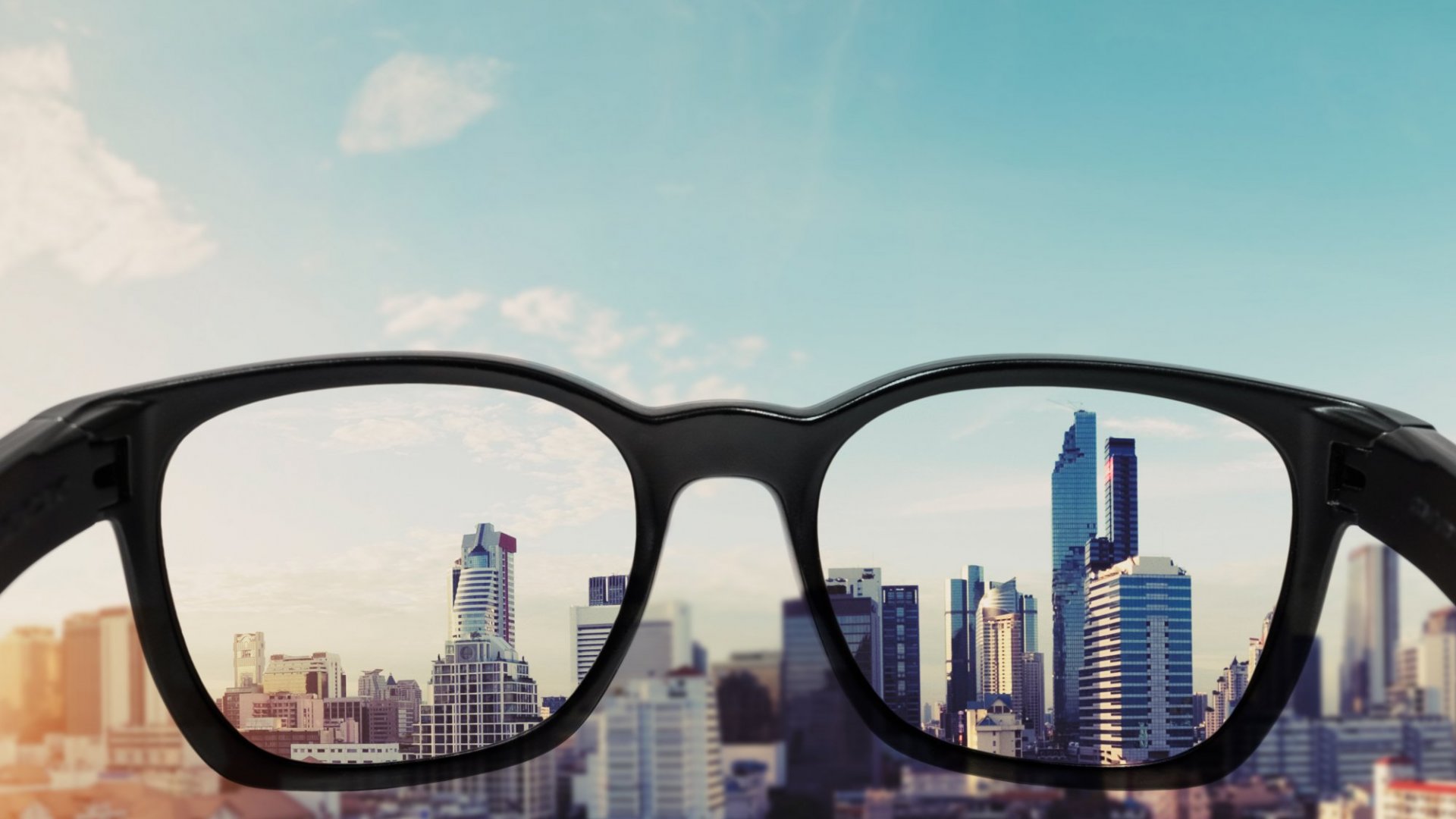 How to Pick Glasses Frames That Suit Your Lifestyle: A Complete Guide
