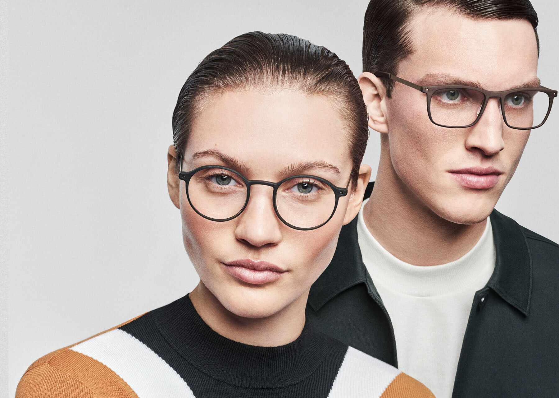 The Convenience of Eyeglasses Shops Near Me with Transition Lenses