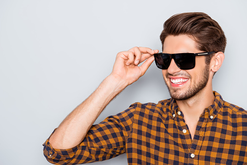 How Can Sunglasses Frames Transform Your Look?