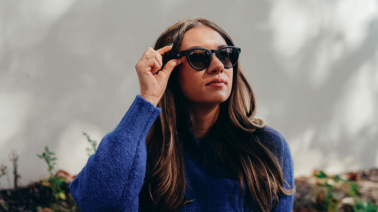 The Ultimate Guide to Pairing Ray-Ban Sunglasses with Everyday Outfits