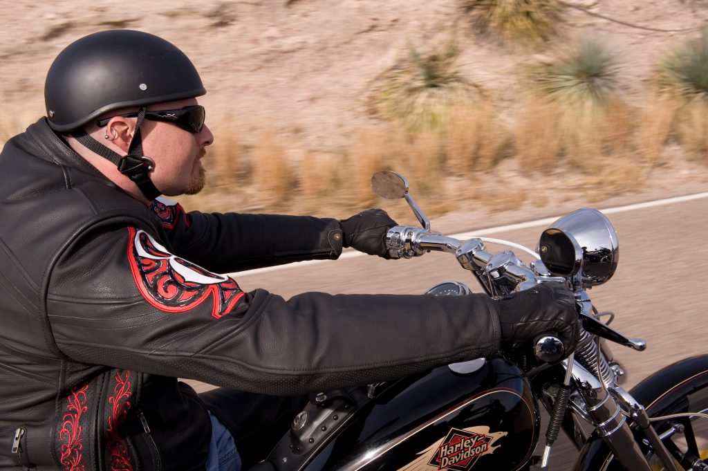 Sunglasses frames for Motorcyclists: Combining Style with Safety
