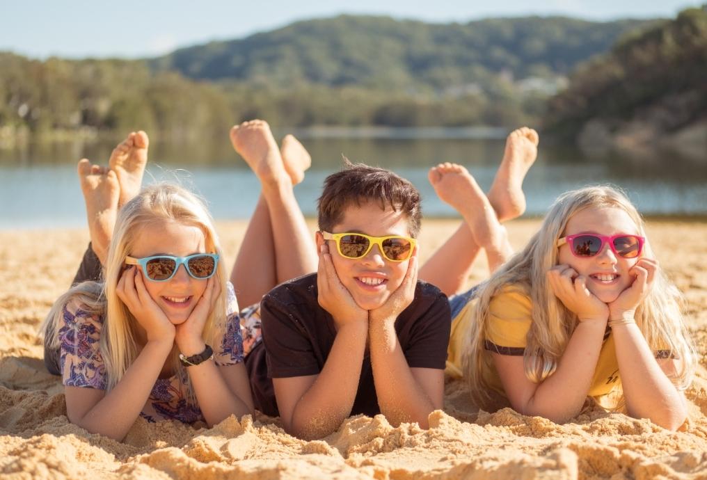 Sunglasses Frames: The Perfect Accessory for a Beach Vacation