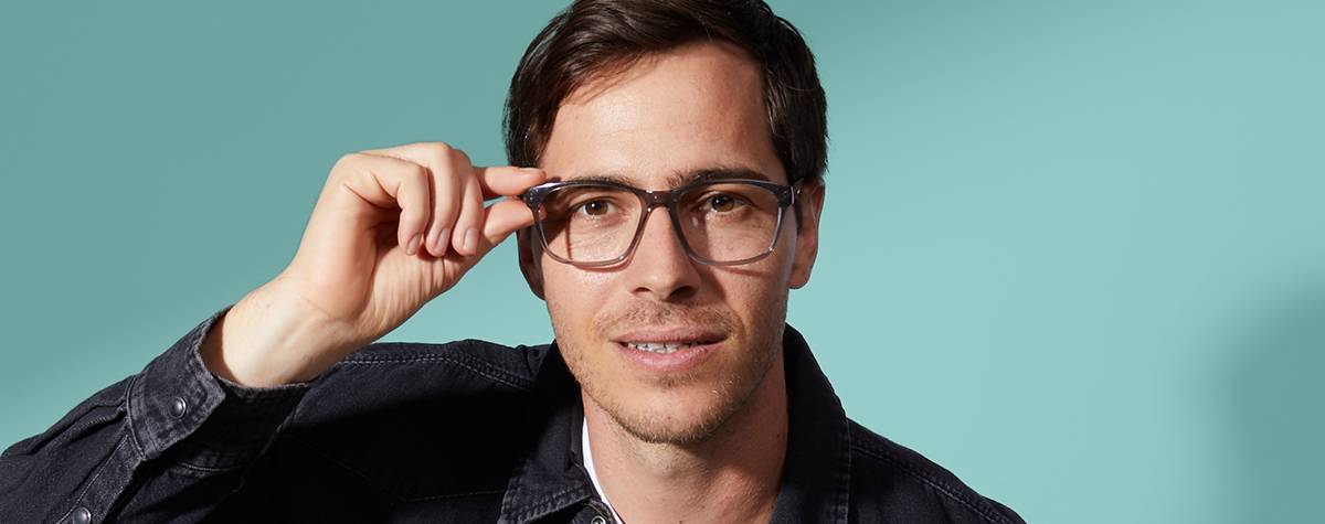 How to Choose the Perfect Glasses Frames for Men – Face Shape Guide