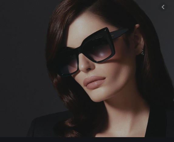 TOP WOMEN SUNGLASSES IN PAKISTAN